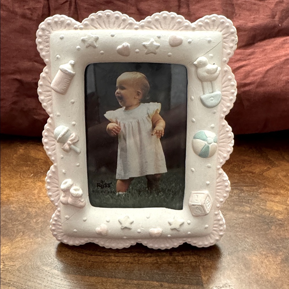 Russ Vintage Pink Baby Picture Photo Frame Plaster 5” x 4”